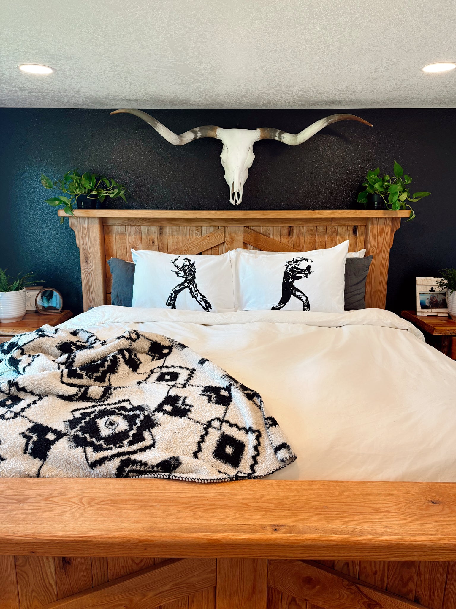 Western Pillow Talk Set