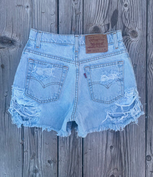 Light Levi’s (26”)