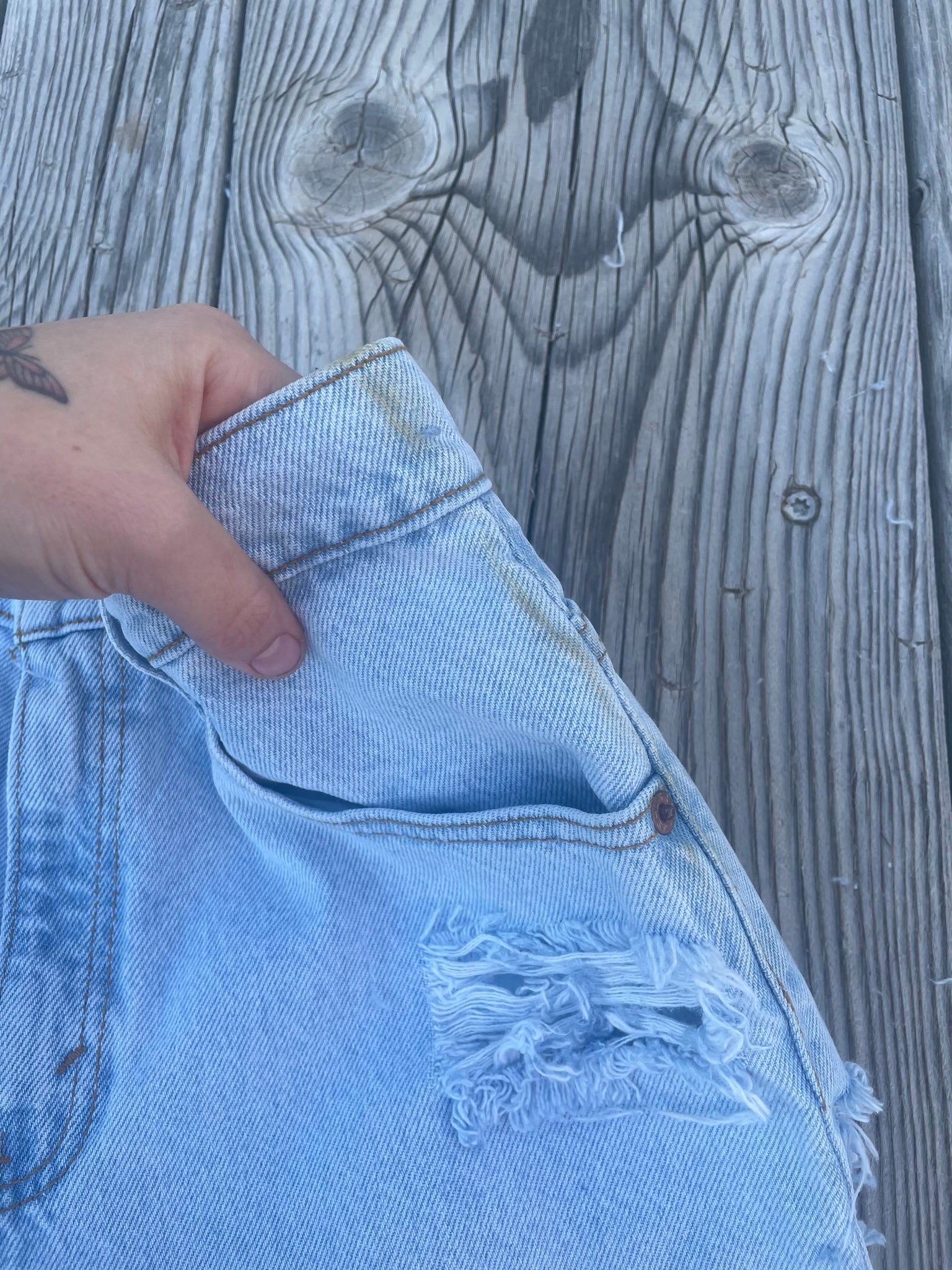 Light Levi’s (26”)