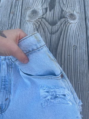 Light Levi’s (26”)