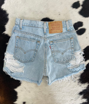 Buckskin Butt Levi’s (27”)