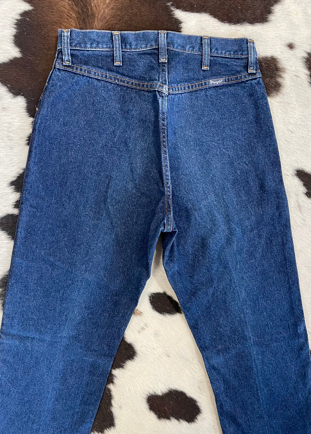 Broncs & Barebacks (29”)