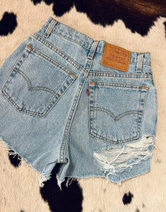 Bar Crawl Levi’s (27”)