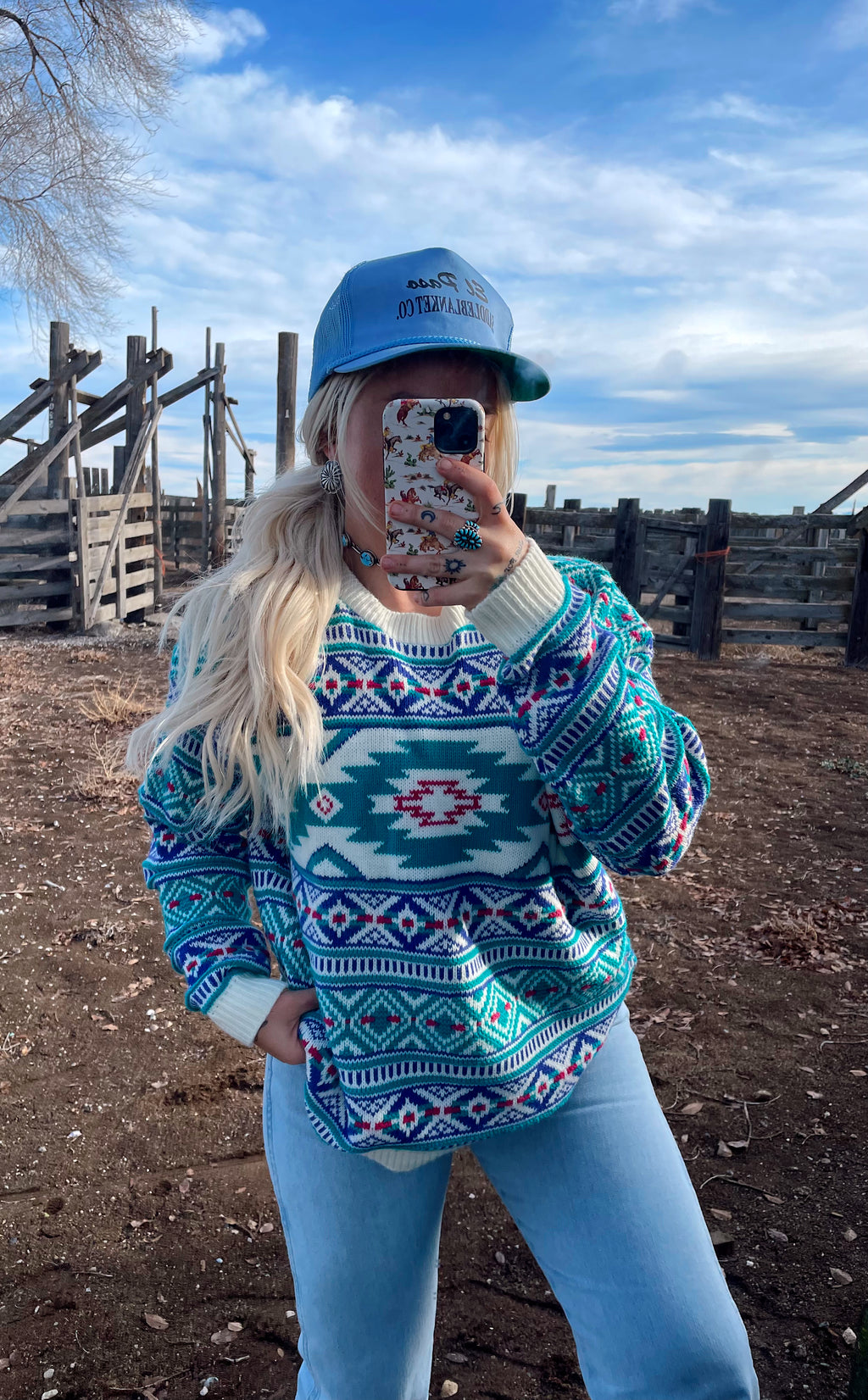 Ranch Threads Sweater (L/XL)
