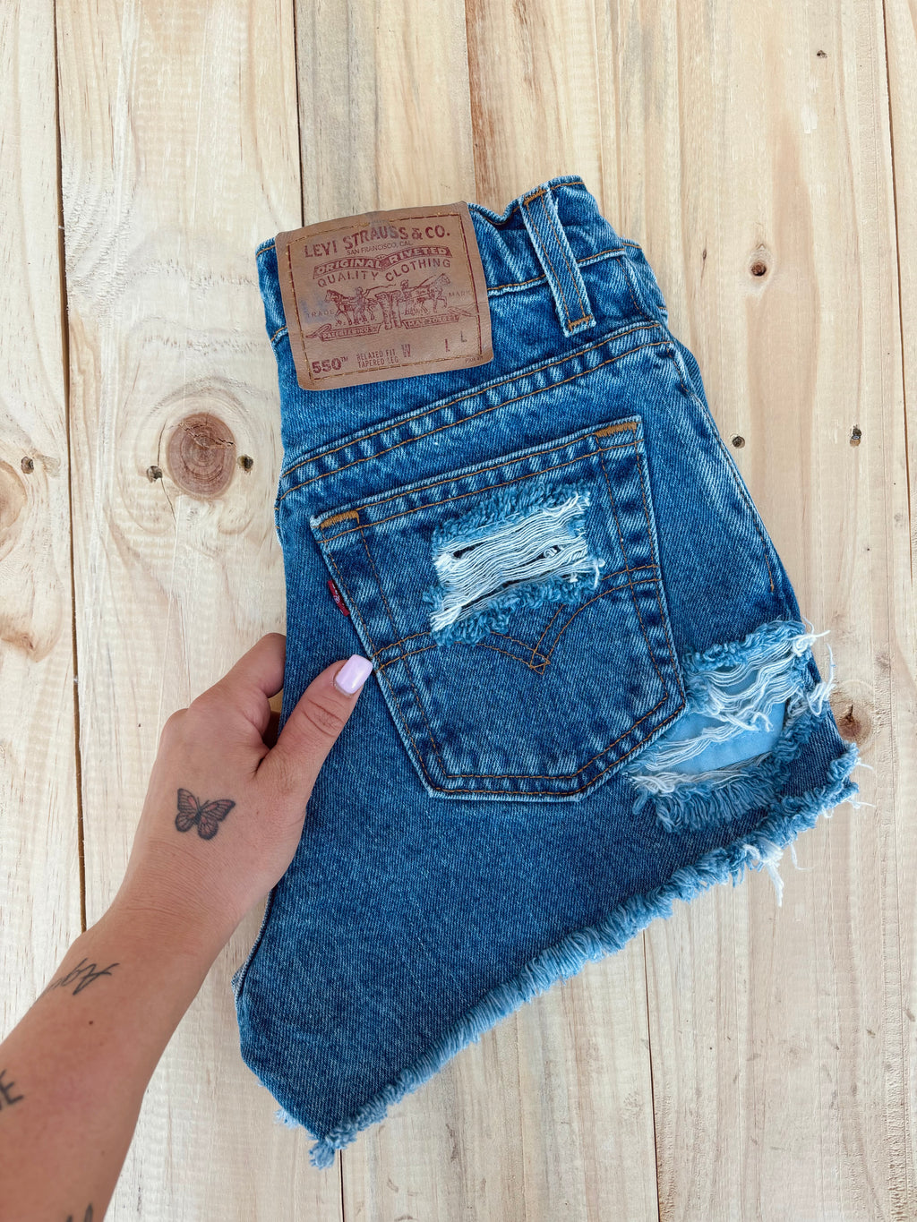 Vintage Patch Levi’s (27”)