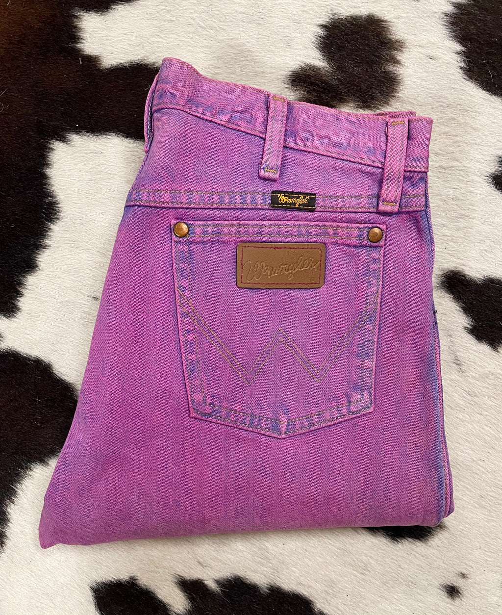 Vintage Wrangler Lilacs (32”)