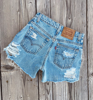 The Buckskin Levi’s (27”)