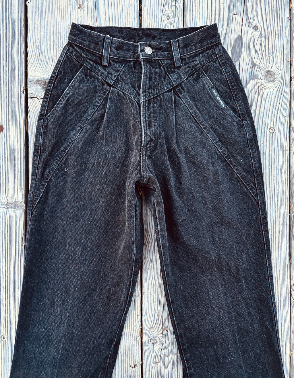 Buckskin Black Rockies (25”)