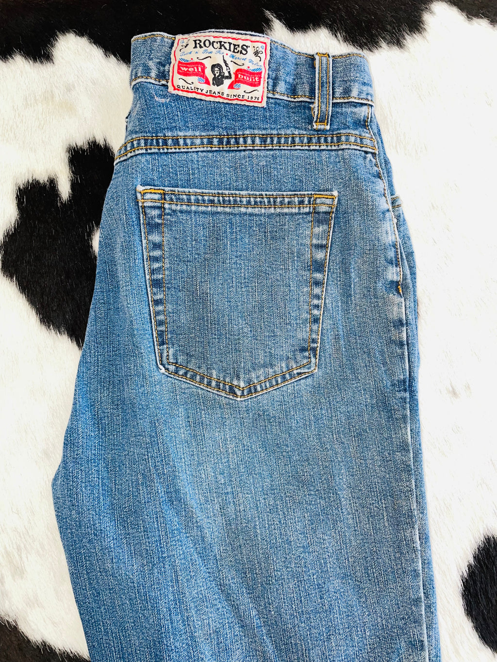 Back Pocket Babe Rockies (31”)