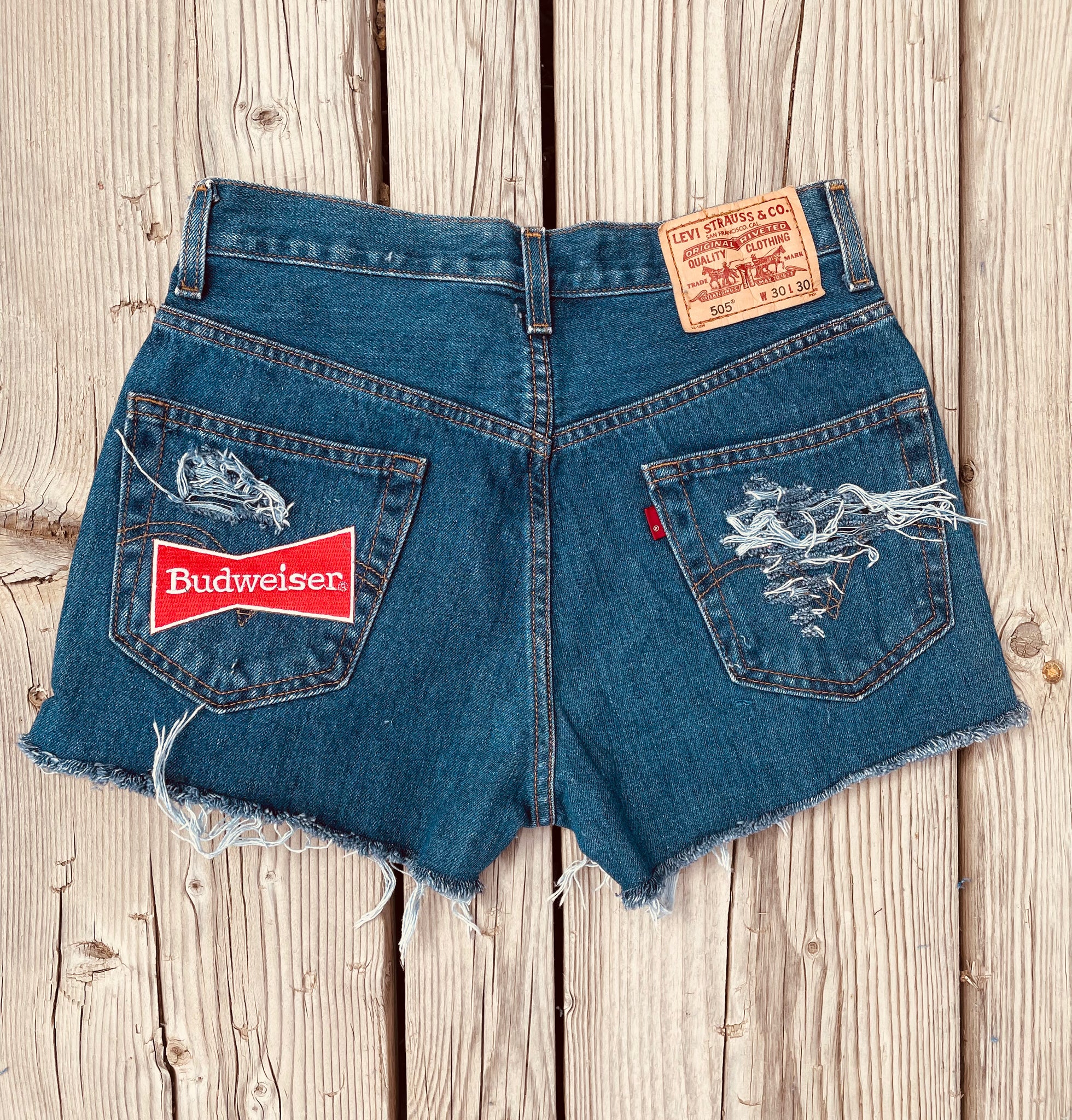 Budweiser Bum 29 The Buckskin Babes