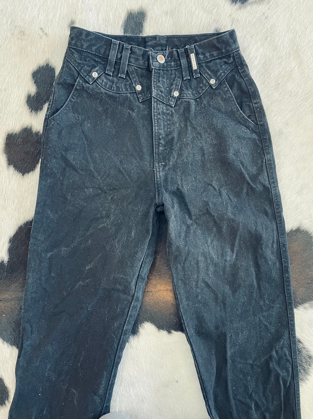 Bucking Bull Black (26”)