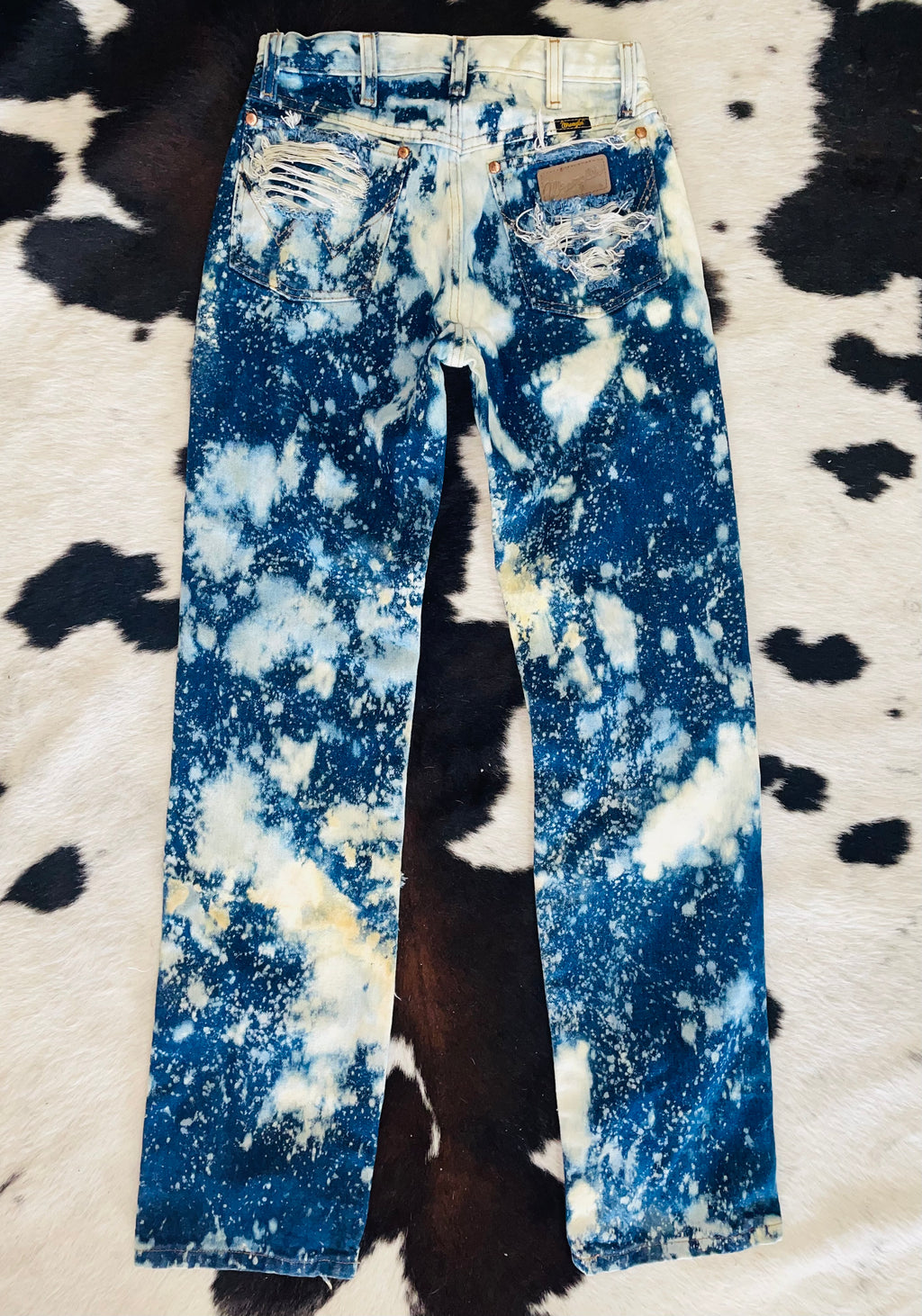 Buckin’ Chute Bleached (28x34)
