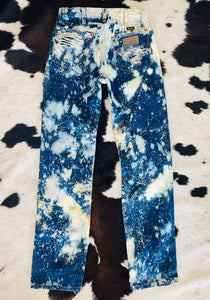 Buckin’ Chute Bleached (28x34)